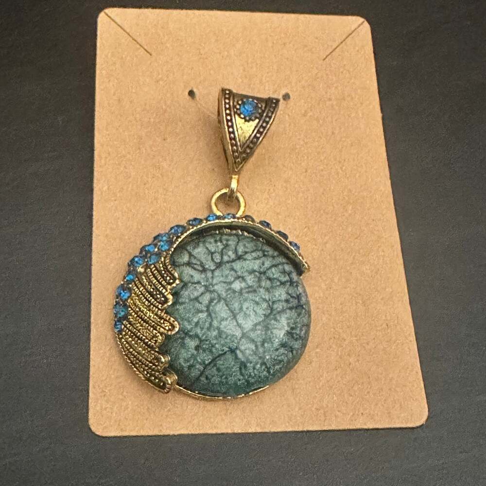Boho Teal Stone Teal Blue Rhinestone Pendant with Gold Tone Rope Chain Necklace